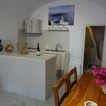 Bellissimo Apartment Santorini Island